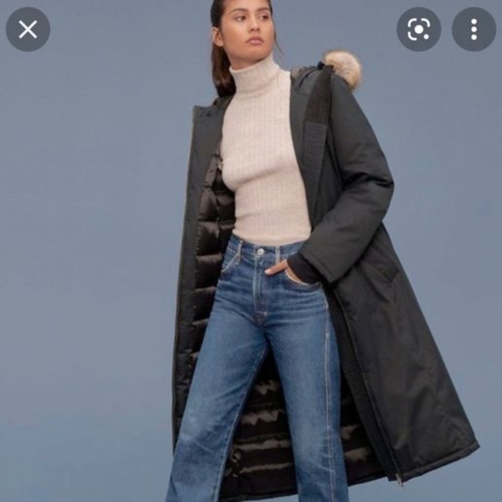 Aritzia - Goose Down Harbin Community Parka (Warmest) XS in Dark Navy